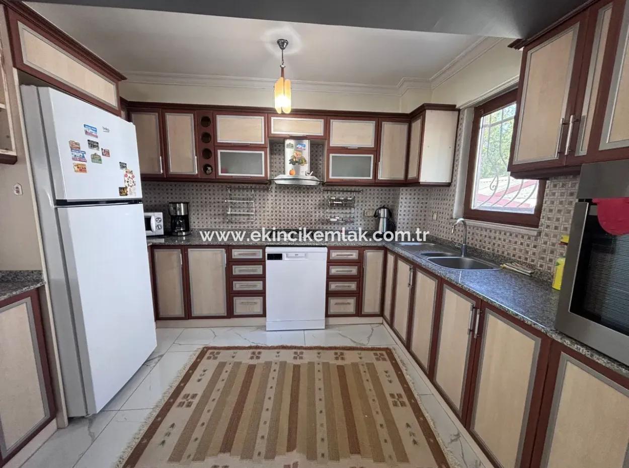 5 1 Villas For Sale In A Plot Of 301M2 In Dalyan Center