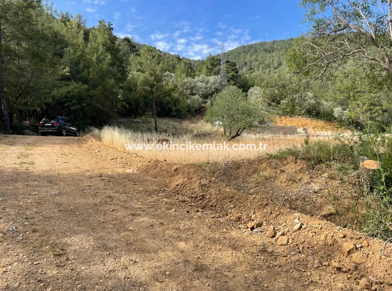 Land For Sale In Ula Armutchuk With 501M2 Zoning
