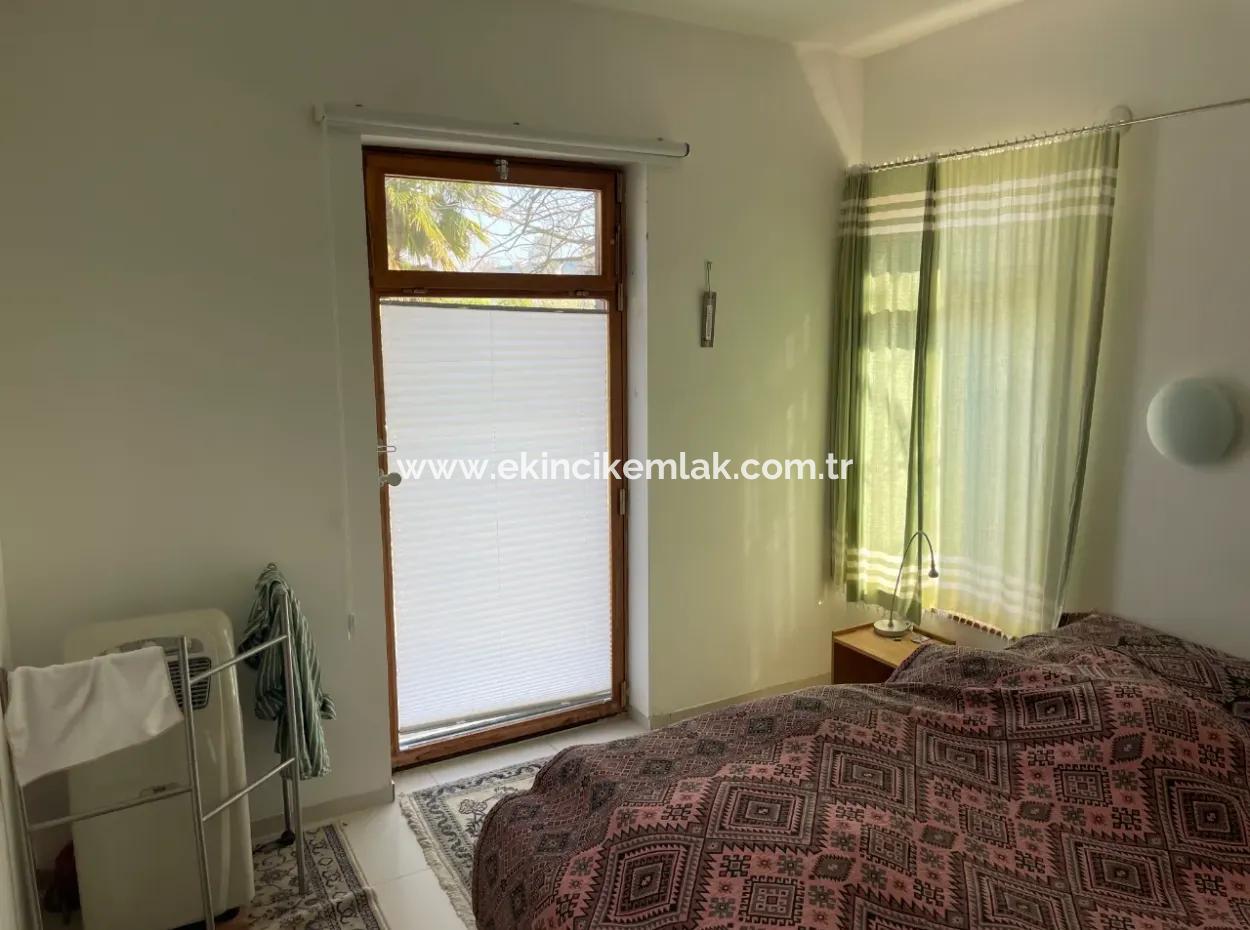 Single Storey House For Sale In A Plot Of 2882 M2 In Eskikoy