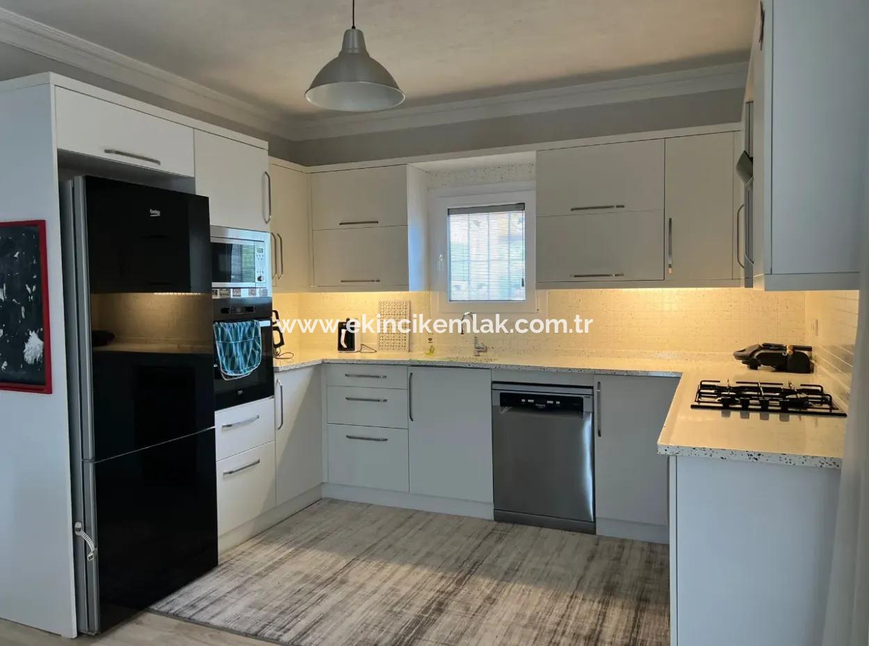 Dalyan'da Köşebaşı 600M2 Arsa İçerisinde 3+1 Satılık Villa