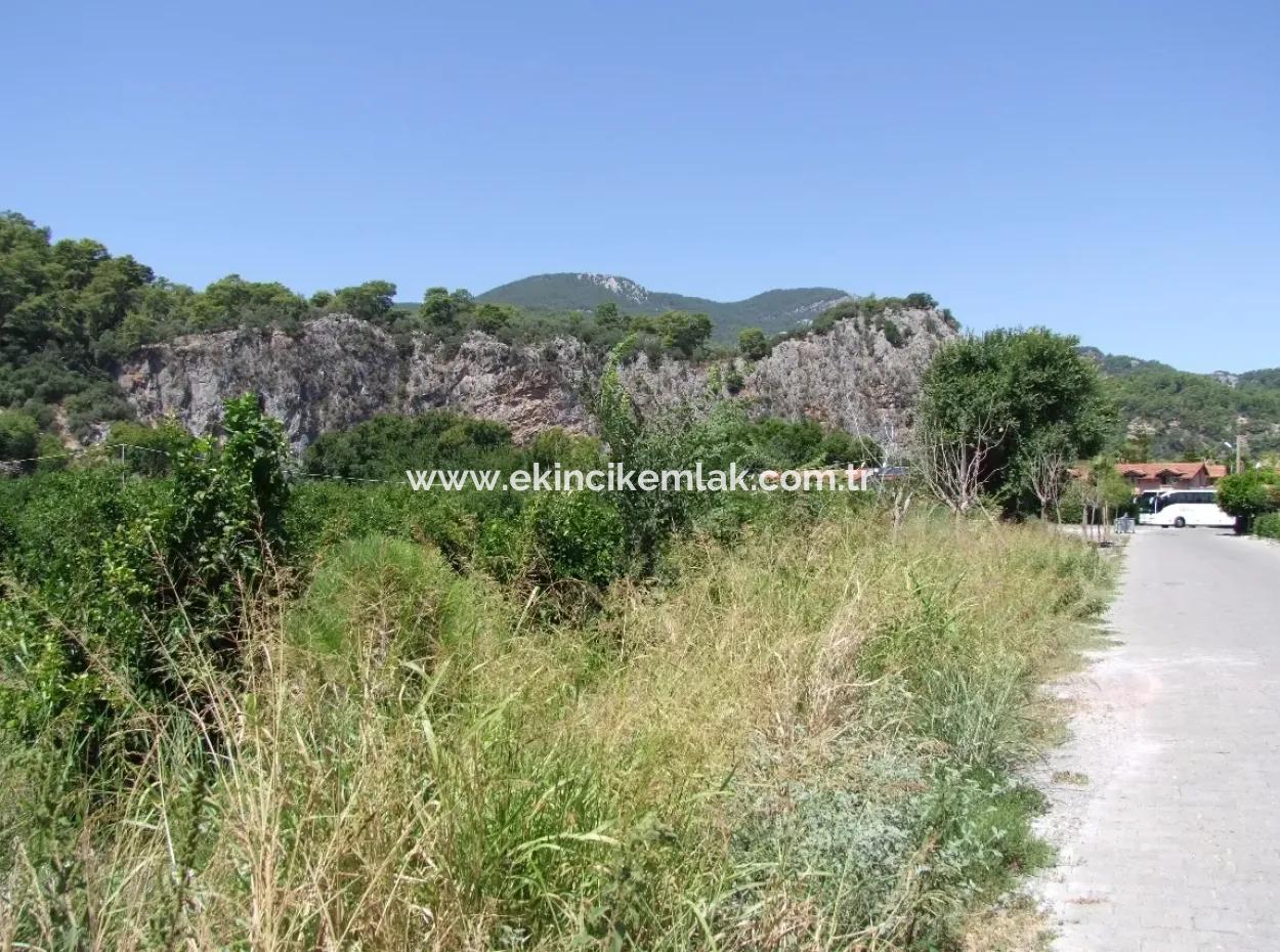 Dalyan'da Kanala Sıfır Satılık Arsa