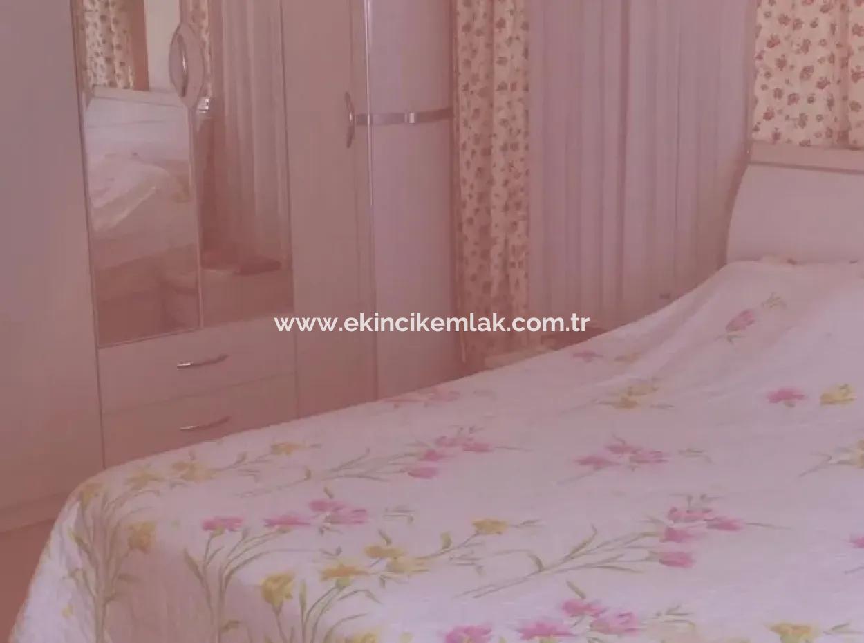 Alanya Telatiye Mahallesi Konaklı Mevkiinde Denize Yakın Köşebaşı 338M2 Arsa İçerisinde Satılık Villa