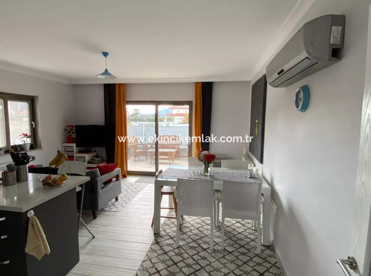 Okçular'da Satılık Villa Lüks 5 Yatak Odalı Satılık Villa