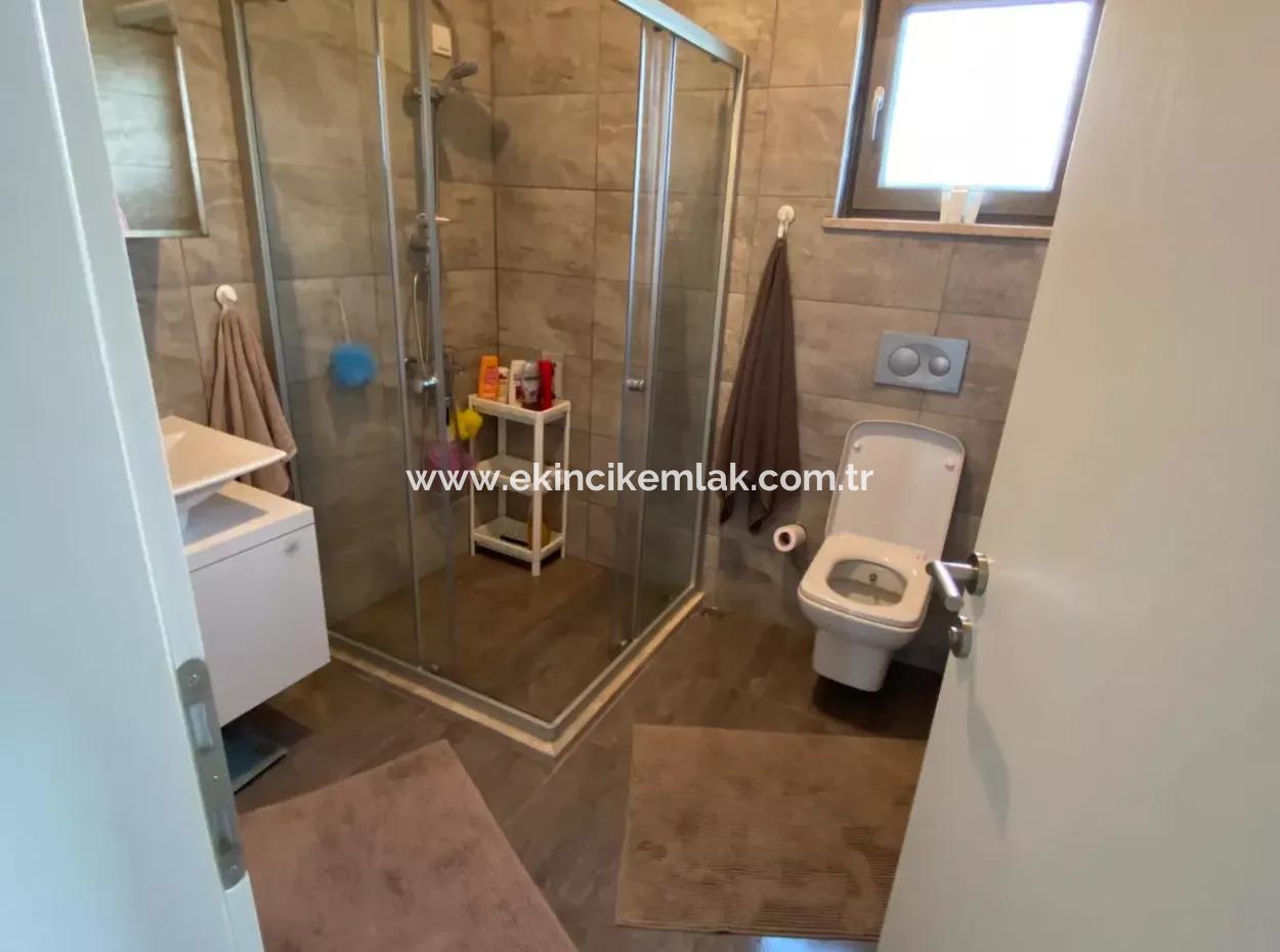 Okçular'da Satılık Villa Lüks 5 Yatak Odalı Satılık Villa